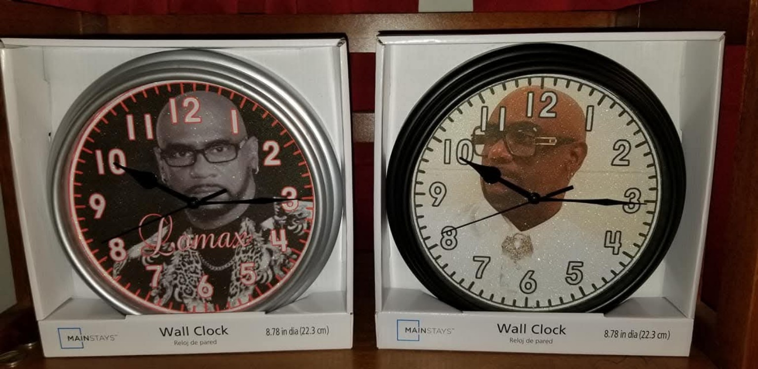 Custom Clocks, product photo 1